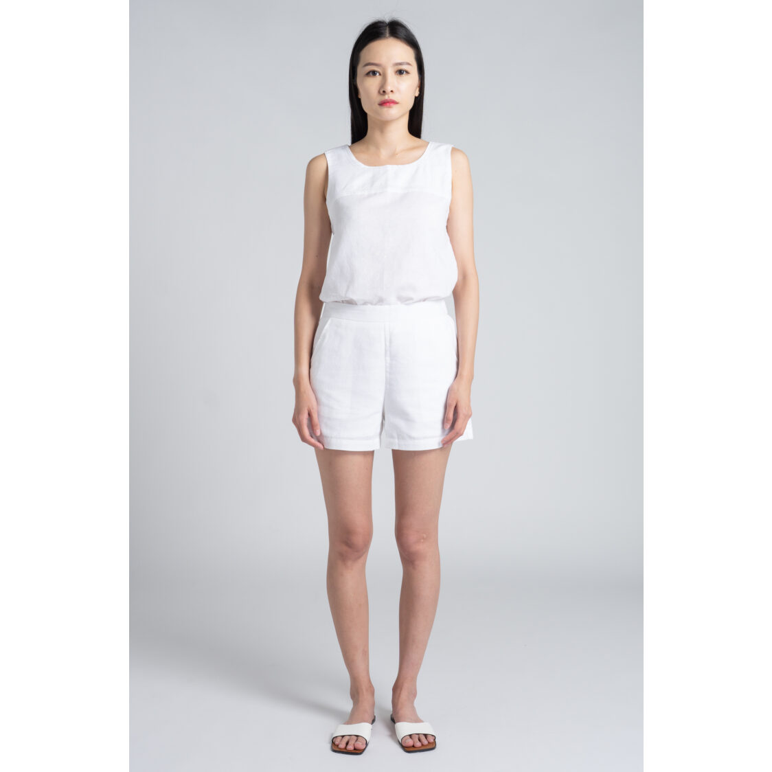 M Maison Linen Blend Pull Up Shorts - White