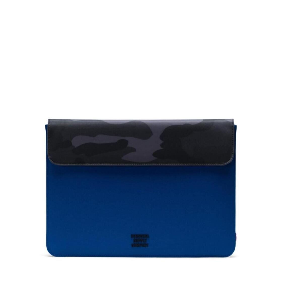 Herschel Spokane Sleeve for new 13 inch MacBook - Surf The WebNight Camo Laptop Case