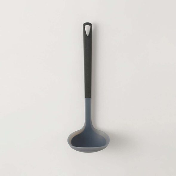 https://media.metro.sg/ProductImages/bb8cafe5-e688-4332-8292-1fe51c69465a/1/240x240/marna-triangrip-silicone-ladle-black-231213054634.jpg