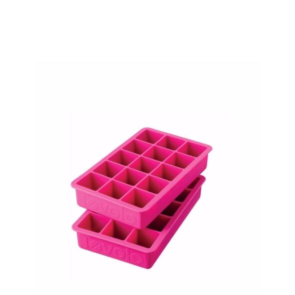 https://media.metro.sg/ProductImages/bf0ce26e-749a-4677-a37c-e481d9b711c3/1/240x240/tovolo-perfect-cube-ice-trays-set-of-2-221130094052.jpg